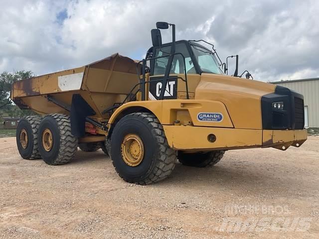 CAT 740B Wozidła przegubowe