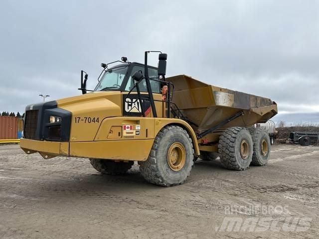 CAT 740B Wozidła przegubowe