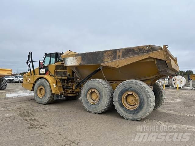 CAT 740B Wozidła przegubowe