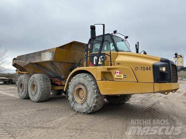 CAT 740B Wozidła przegubowe