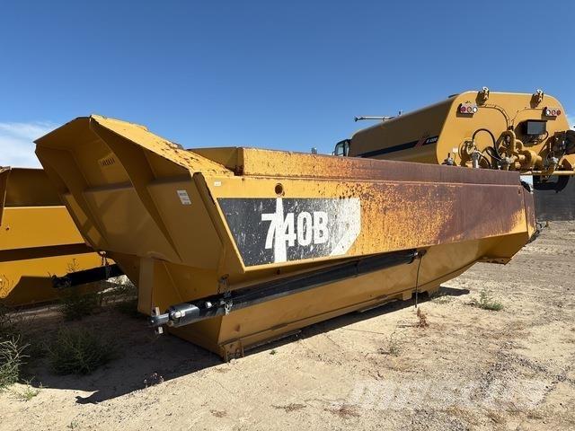 CAT 740B Transport - Inne