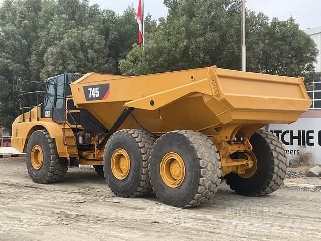 CAT 745 Wozidła przegubowe