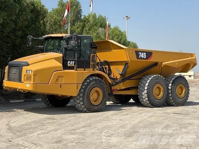 CAT 745 Wozidła przegubowe
