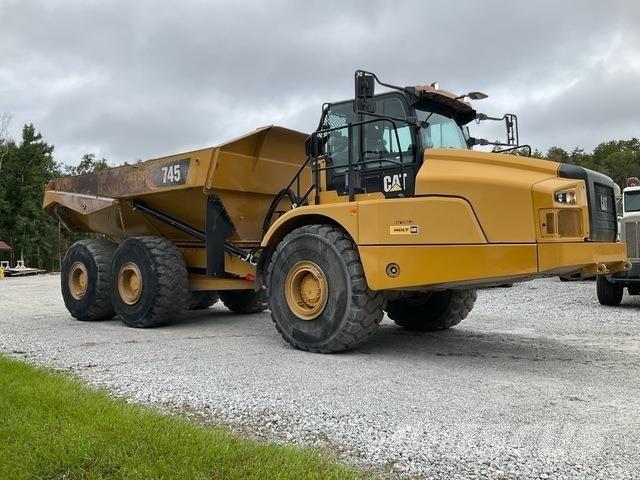 CAT 745 Wozidła przegubowe