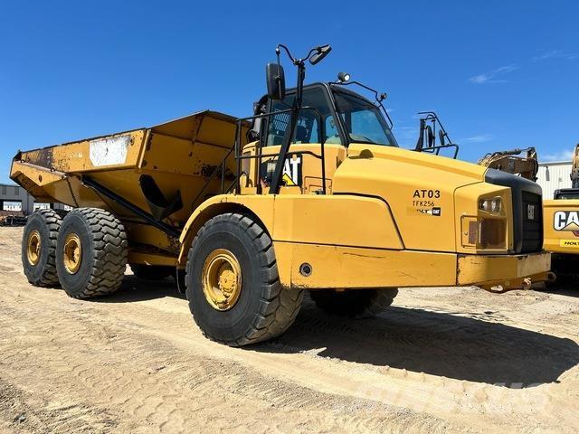 CAT 745C Wozidła przegubowe
