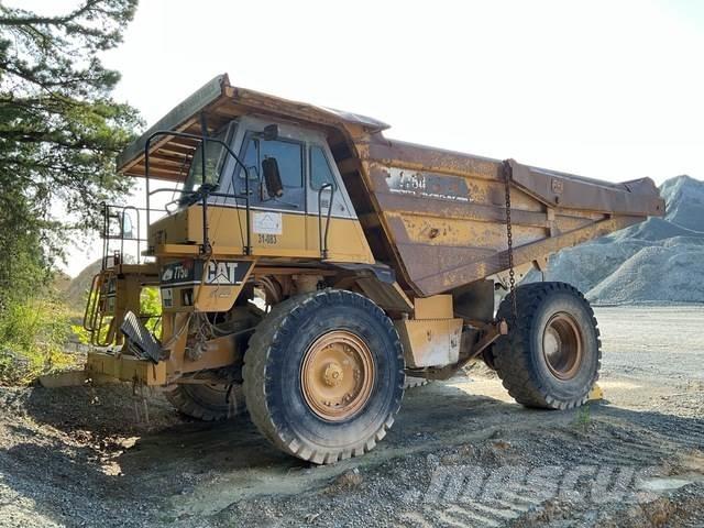 CAT 775D Wozidła przegubowe