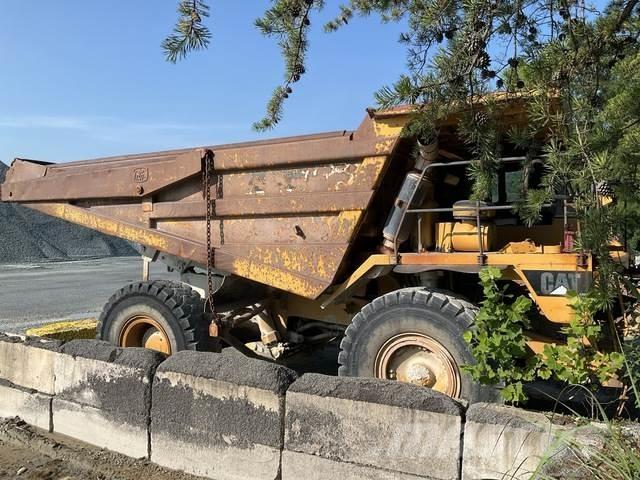 CAT 775D Wozidła przegubowe
