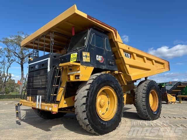 CAT 777 Wozidła przegubowe