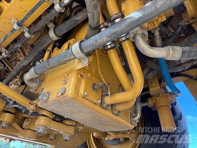 CAT 777 Wozidła przegubowe