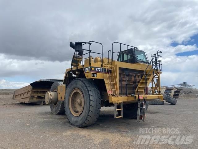 CAT 777D Wozidła przegubowe