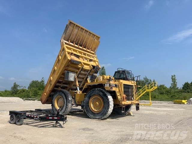 CAT 777D Wozidła przegubowe