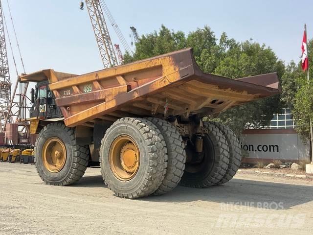 CAT 777D Wozidła przegubowe