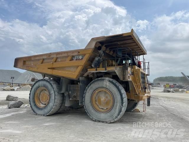 CAT 777D Wozidła przegubowe