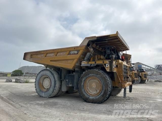 CAT 777D Wozidła przegubowe