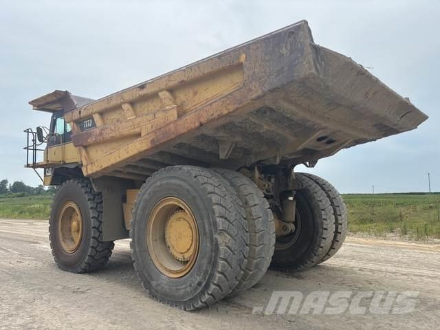 CAT 777D Wozidła przegubowe