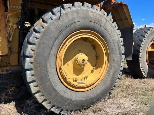 CAT 777D Maszyny budowlane - Inne