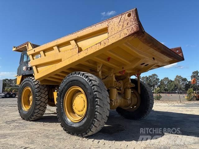 CAT 777E Wozidła przegubowe