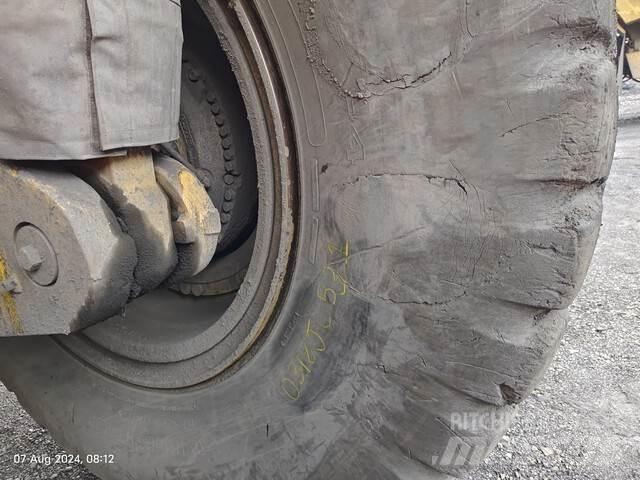 CAT 777E Wozidła przegubowe