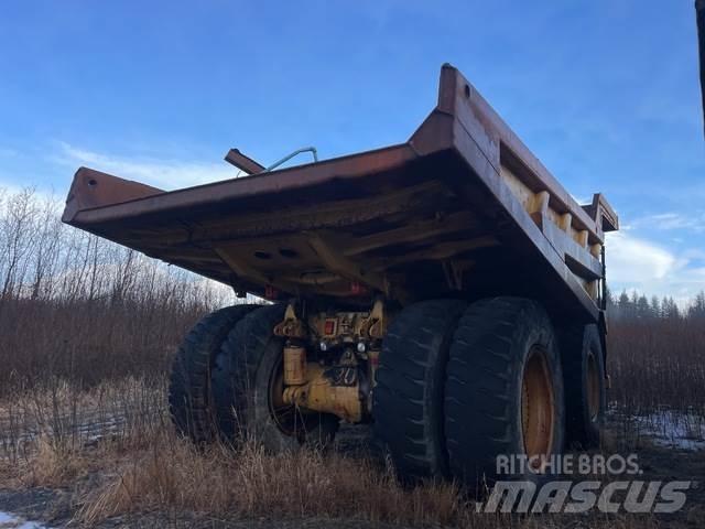 CAT 777F Wozidła przegubowe