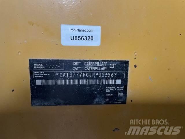 CAT 777F Wozidła przegubowe