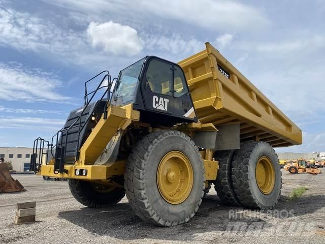 CAT 777F Wozidła przegubowe