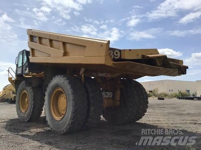 CAT 777F Wozidła przegubowe