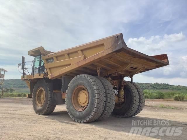 CAT 777F Wozidła przegubowe