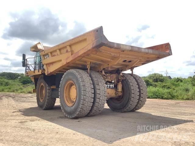 CAT 777F Wozidła przegubowe
