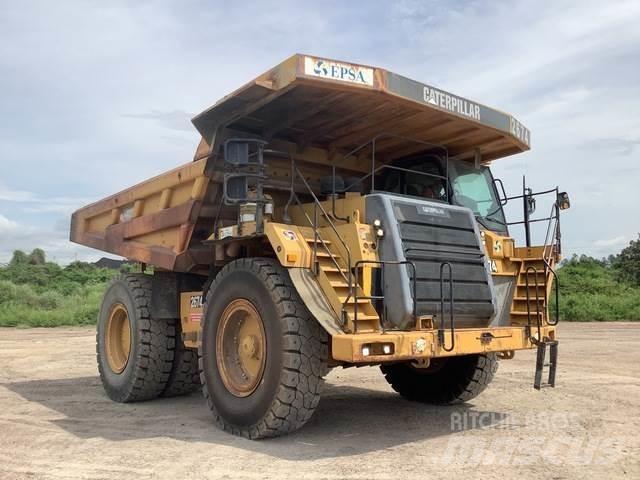 CAT 777F Wozidła przegubowe