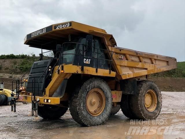 CAT 777F Wozidła przegubowe