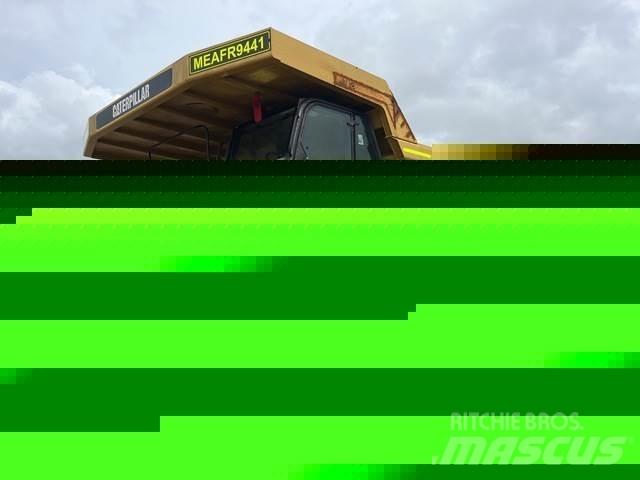 CAT 777F Wozidła przegubowe