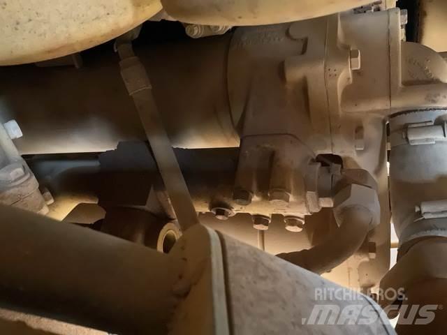 CAT 777F Wozidła przegubowe