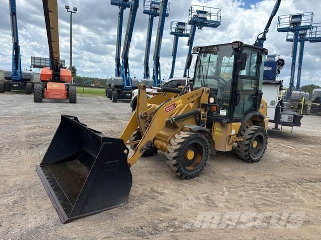 CAT 903D Ładowarki kołowe