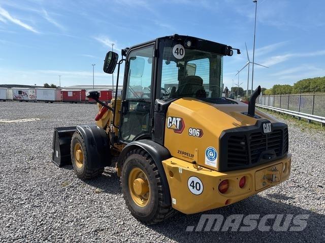 CAT 906 Ładowarki kołowe