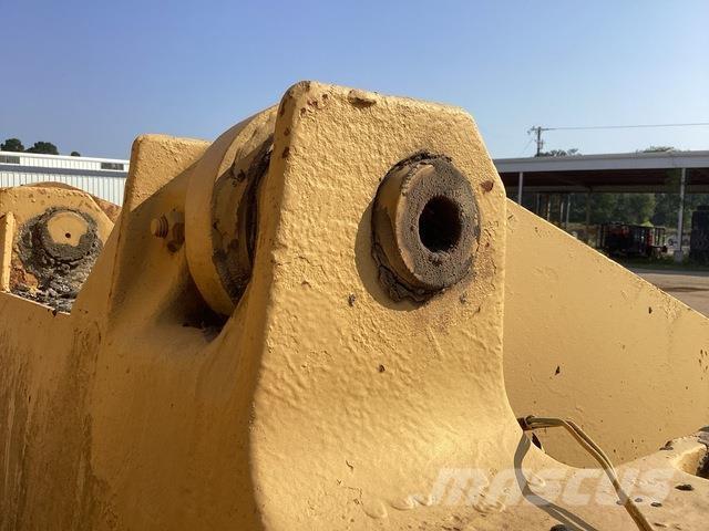 CAT 930 Ładowarki kołowe