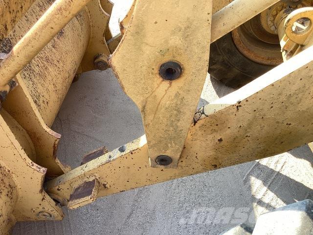 CAT 930 Ładowarki kołowe