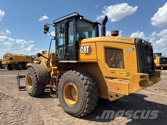 CAT 930M Ładowarki kołowe