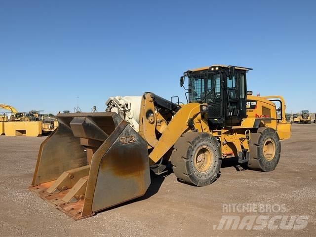 CAT 938M Ładowarki kołowe