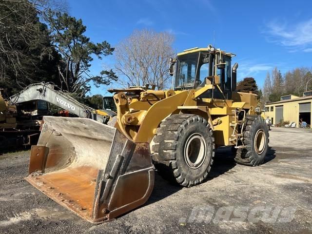 CAT 960 Ładowarki kołowe