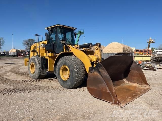 CAT 966M Ładowarki kołowe
