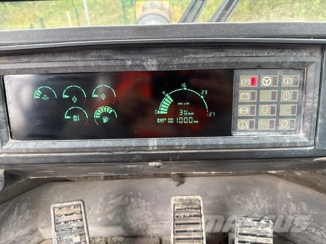 CAT 990 Ładowarki kołowe