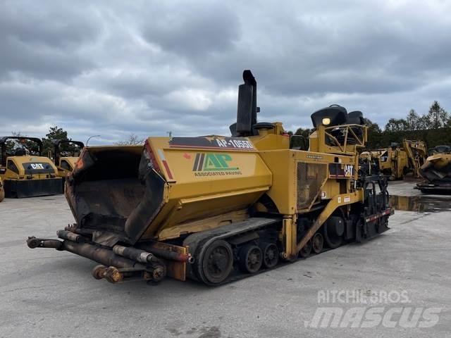 CAT AP-1055D Rozściełacze do asfaltu