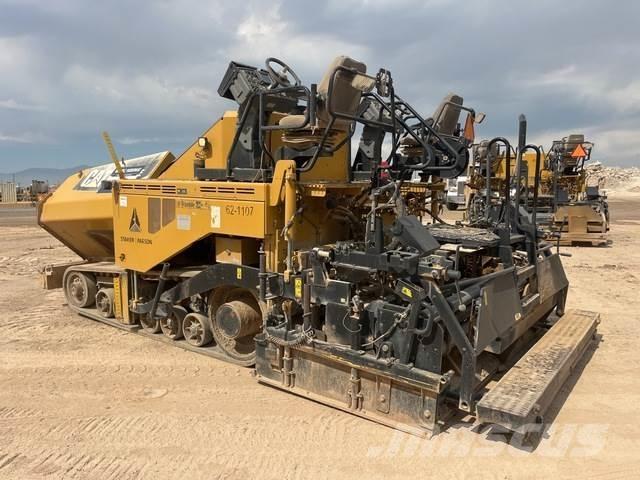 CAT AP1055E Rozściełacze do asfaltu