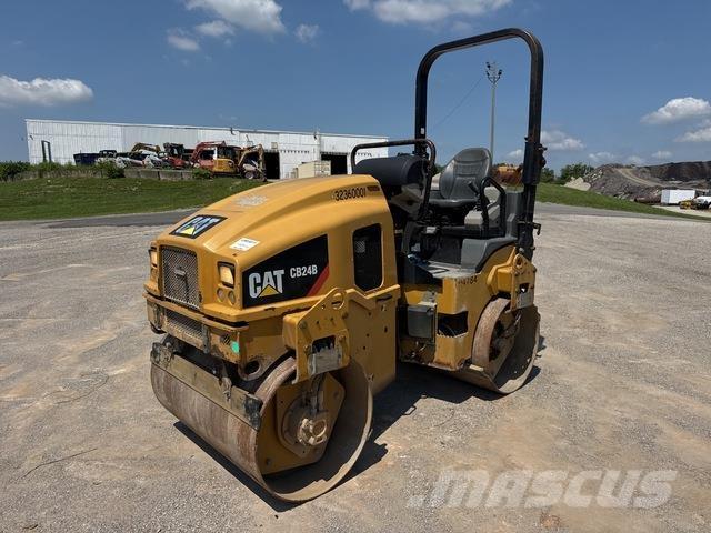 CAT CB24B Walce dwubębnowe