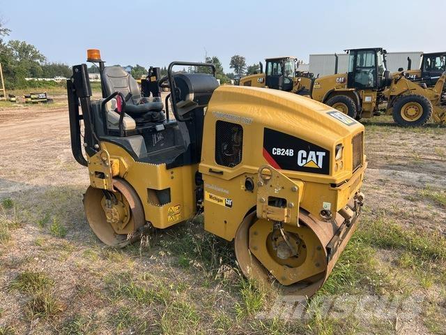 CAT CB24B Walce dwubębnowe