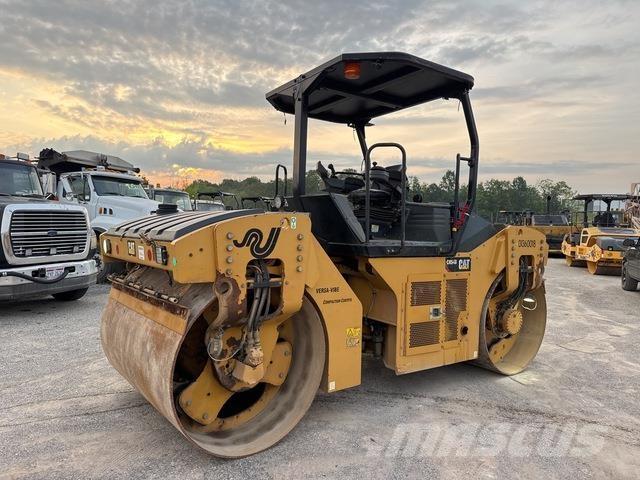 CAT CB54B Walce dwubębnowe