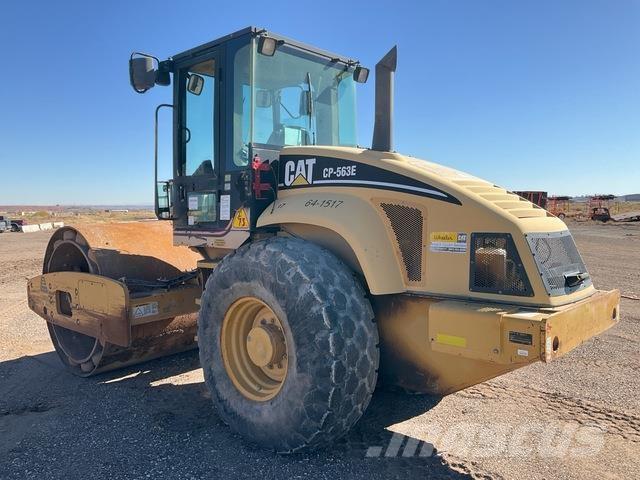 CAT CP-563E Walce jednobębnowe