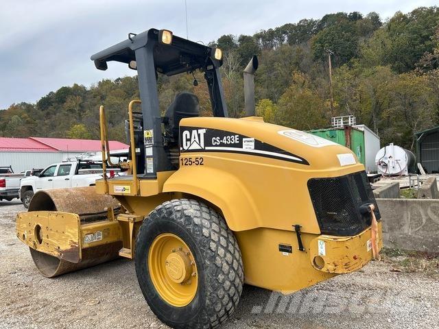 CAT CS-433E Walce jednobębnowe