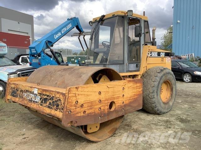 CAT CS-583C Walce jednobębnowe