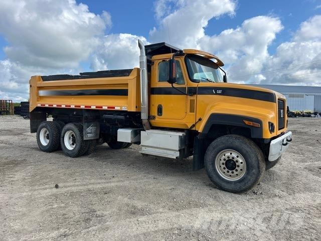 CAT CT681SG Wywrotki